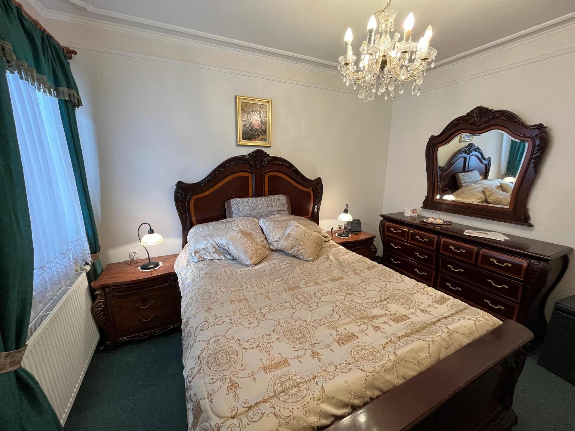 Hotel Razgorsek Велене Екстериор снимка