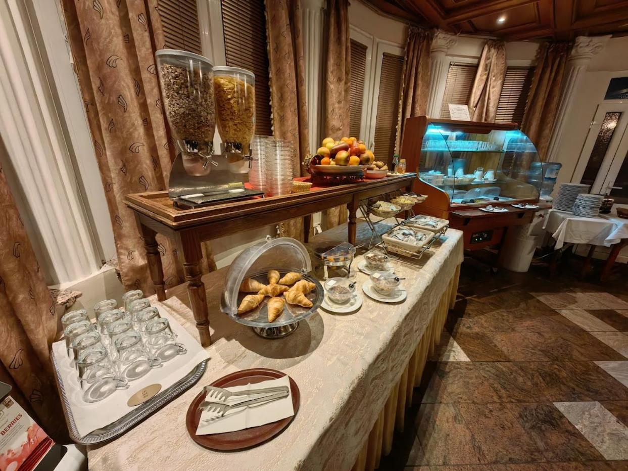 Hotel Razgorsek Велене Екстериор снимка