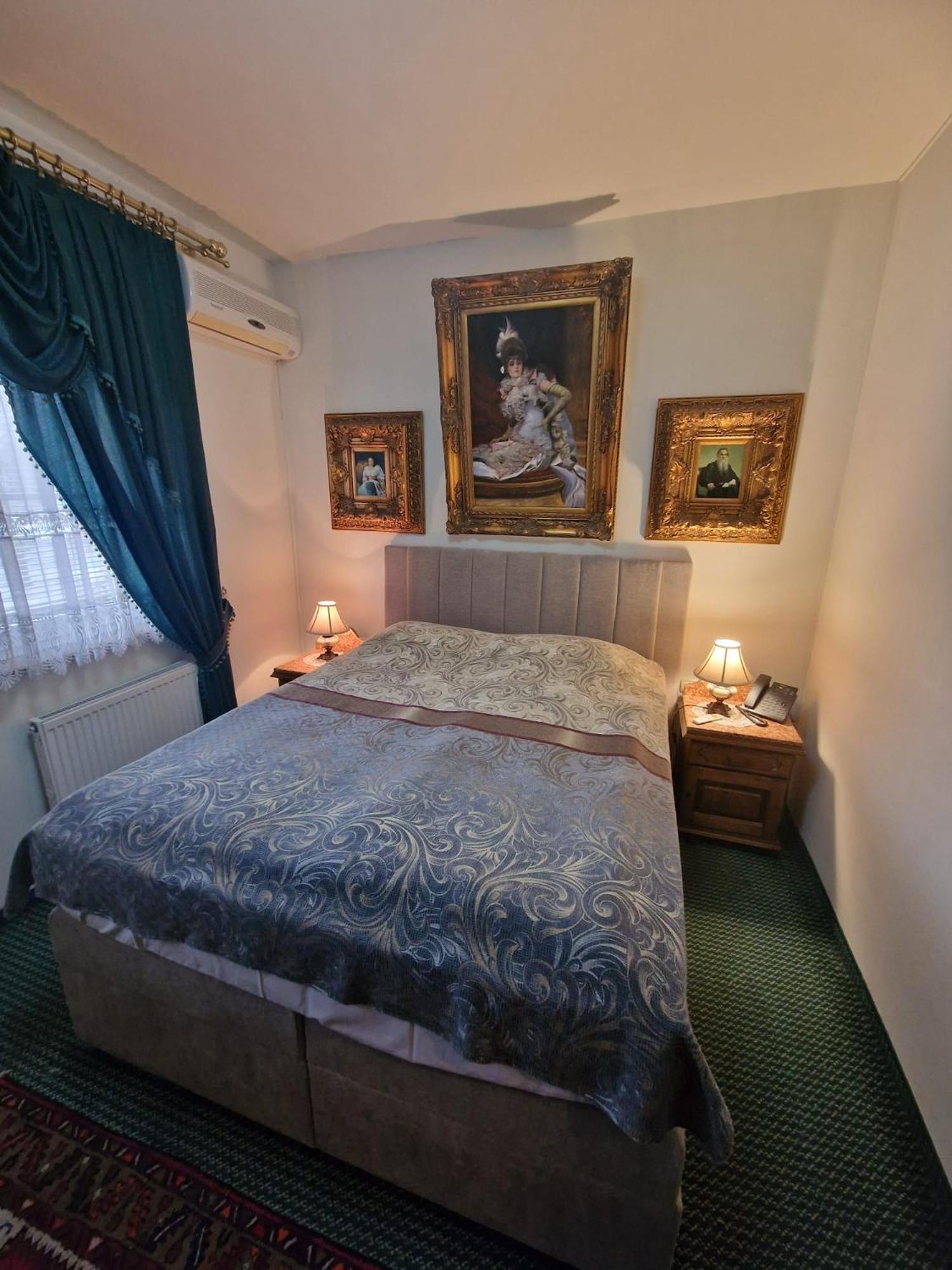 Hotel Razgorsek Велене Екстериор снимка